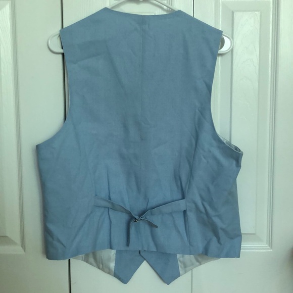 🆕 Custom Linen Vest - Picture 2 of 8